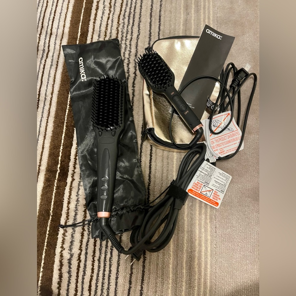 Amika Polished Perfection straightening Brush (full and mini travel size)